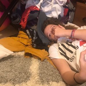 Meet your Posher, Chloe